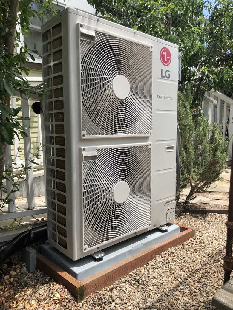 Slim outdoor unit installation